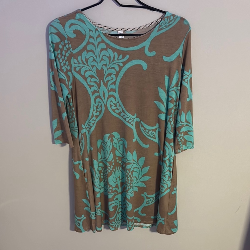 Blue and Brown Graphic Tunic with 3/4 Sleeves